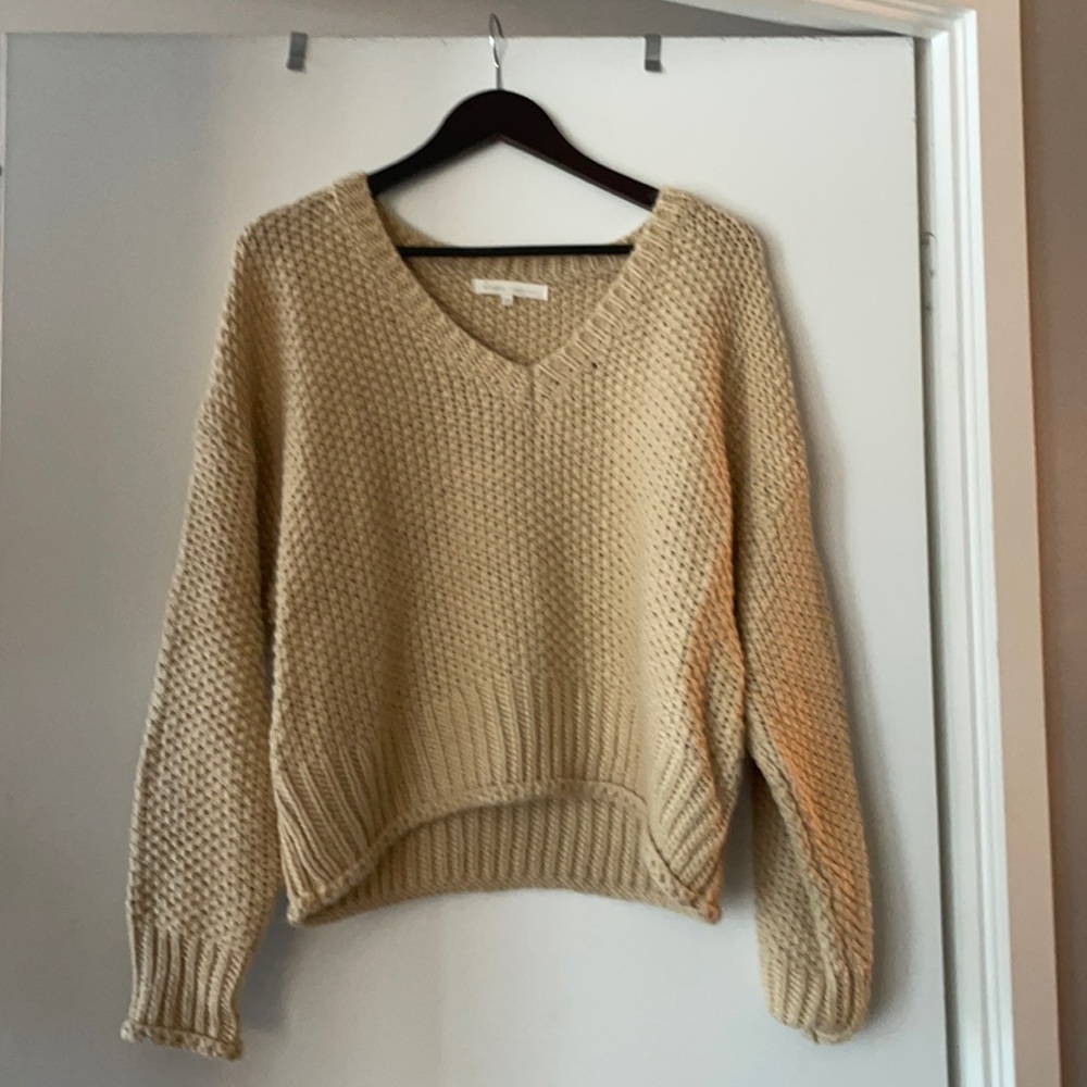 Oversized knitted sweater